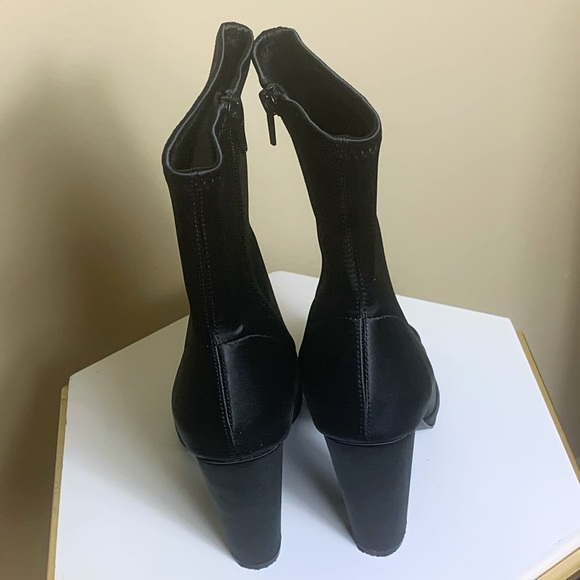 Steve Madden Black Satin Open Toe Heels Bootie - Picture 6 of 7